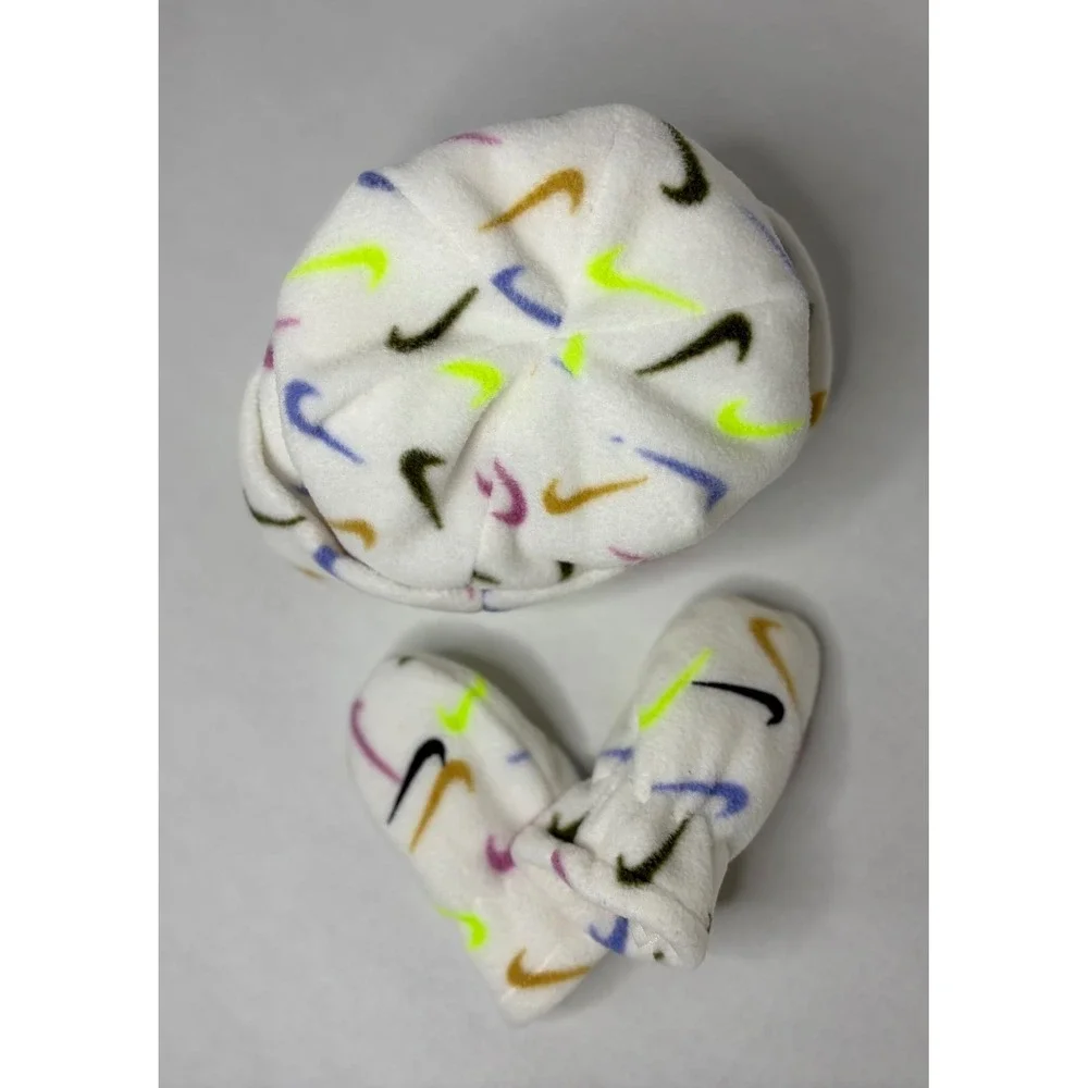 Nike Infant Fleece Hat and Mittens Set White Multi-Color Swoosh Print - Picture 5 of 16